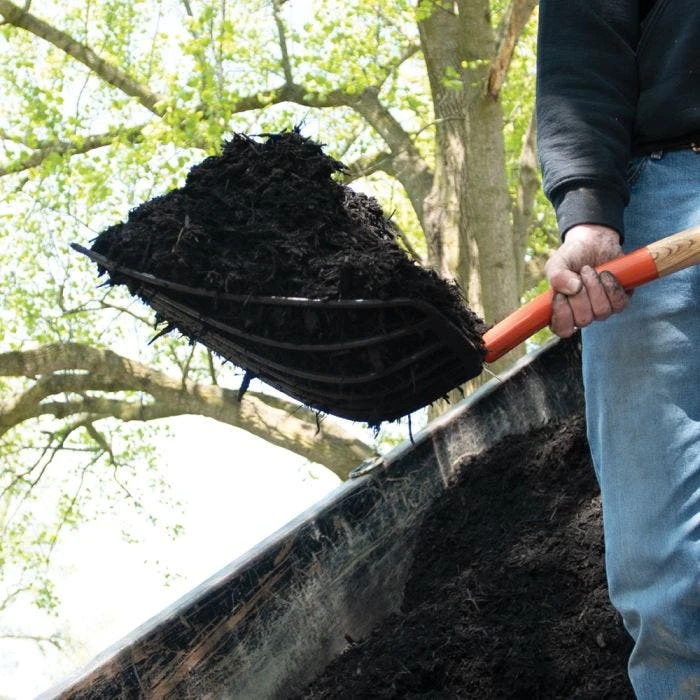 Leonard 10-Tine Forged Steel Scoop Fork With 30-Inch D-Grip Handle 8 Leonard 10-Tine Forged Steel Scoop Fork With 30-Inch D-Grip Handle - Image 6